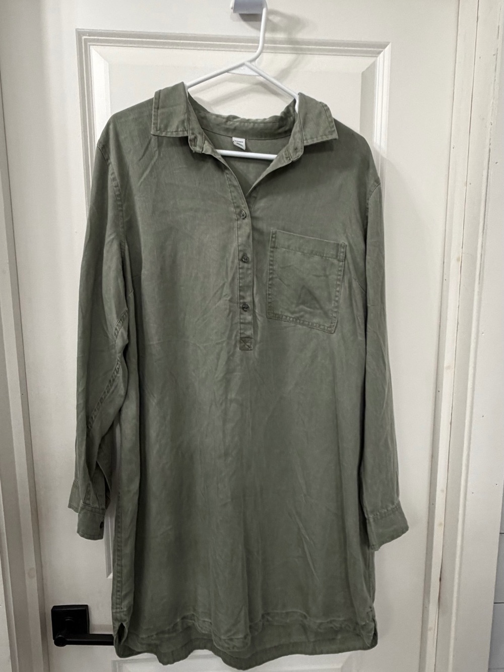 Women’s Long-Sleeve Olive Green Button Dress XL